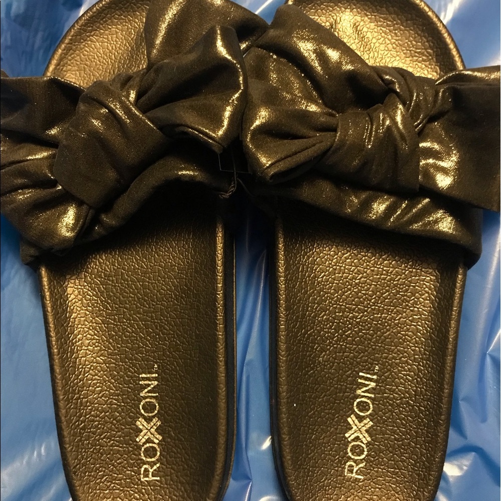 Womens slides